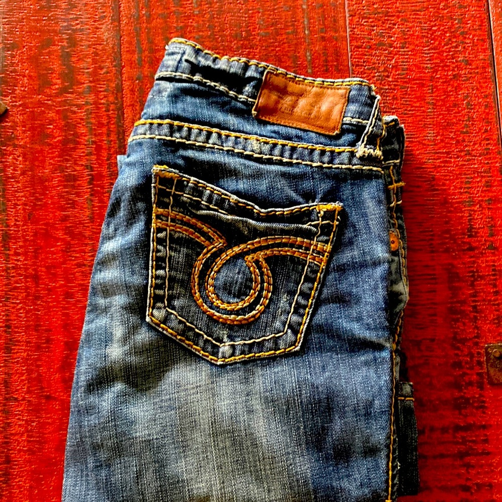 Big Star Miki, size 28 short. Like new.